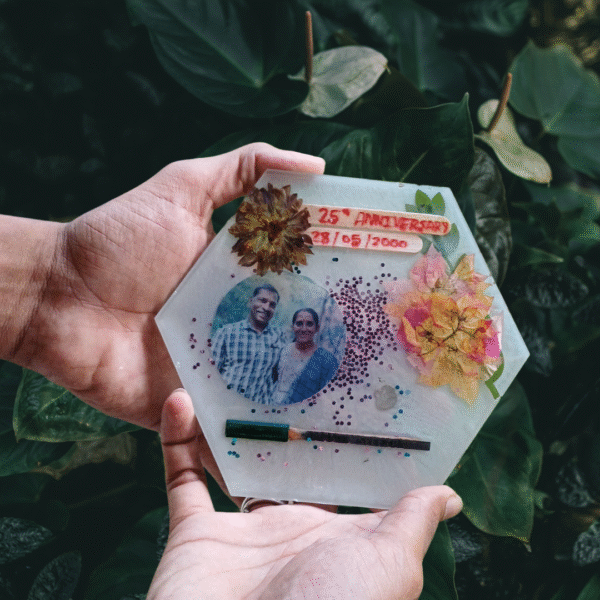 Pencilcarving resin gifts