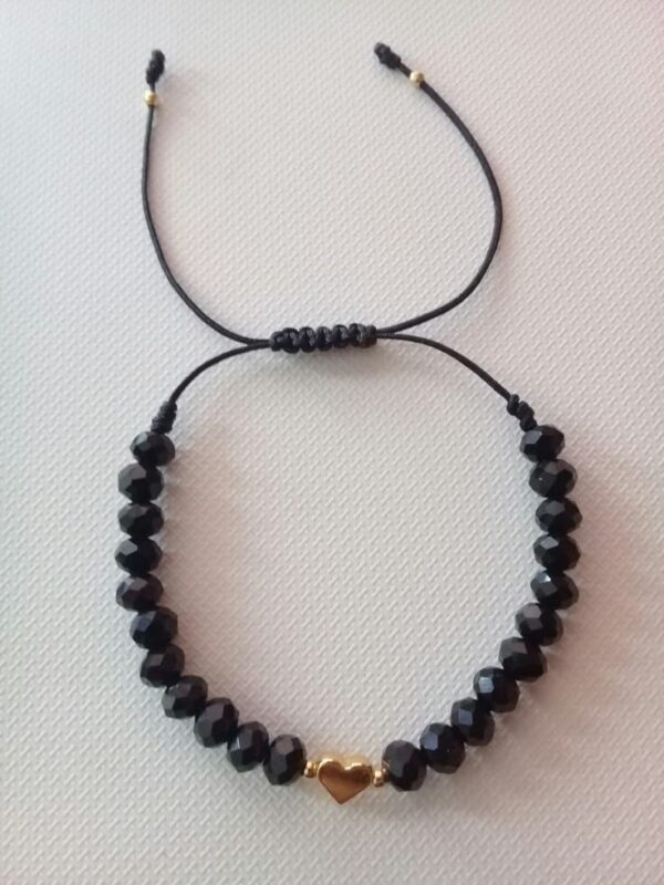 Black Beads Bracelet with Heart Charm – Handcrafted With Elegance