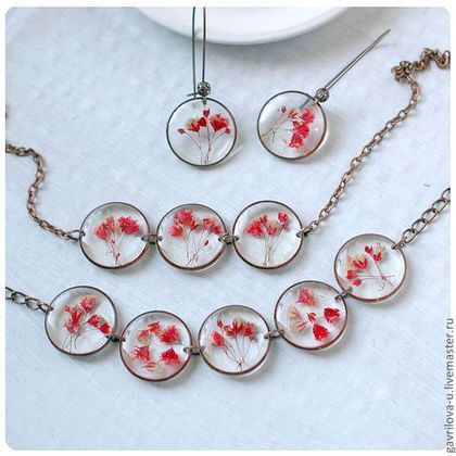 Pressed Red Flower Resin Jewellery Combo – Handmade Bracelet & Earrings